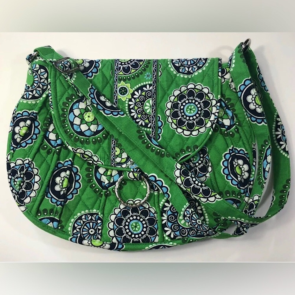 🦚💚HOST PICK!!!💚🦚 Vera Bradley Cupcakes Green Saddle Up Crossbody - Picture 2 of 5